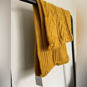 BP | Infinity Cable Knit Scarf